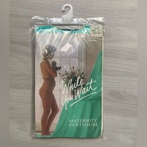 Vintage While You Wait Navy Maternity Pantyhose (Size B)💙